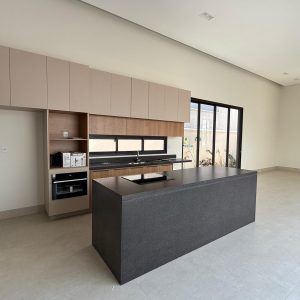 1381b346-6ba9-41b0-9d7c-894468af2757