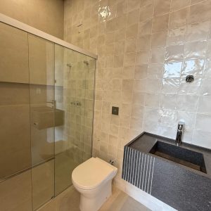 e6d3306c-1209-4d34-932a-e8980aae65fa